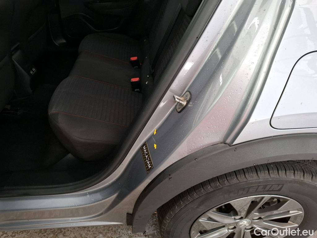  Peugeot  2008  Active Pack 1.2 PureTech 130CV BVA8 E6d #8