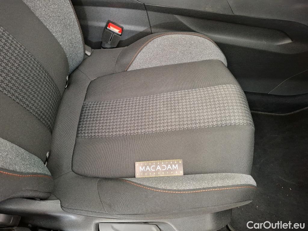  Peugeot  3008  Active Pack 1.5 HDi 130CV BVA8 E6d #22