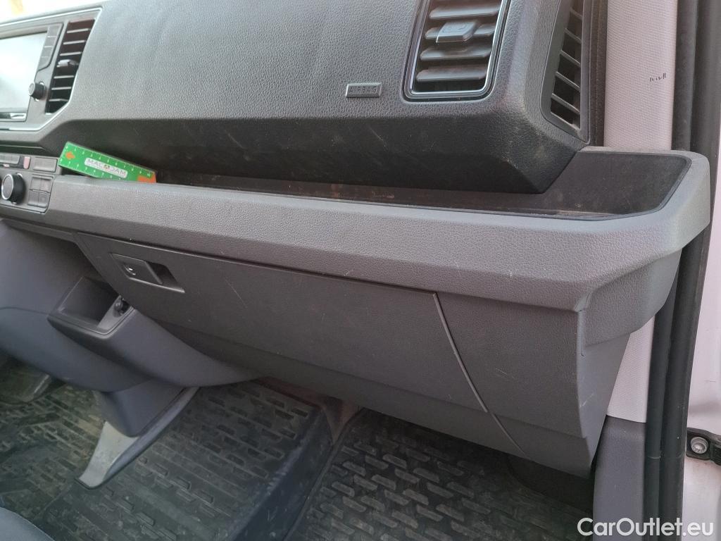  Volkswagen  Crafter  Fourgon Fourgon 35 mittlerer Radstand mit Hochdach FWD 2.0 140CV BVM6 #26