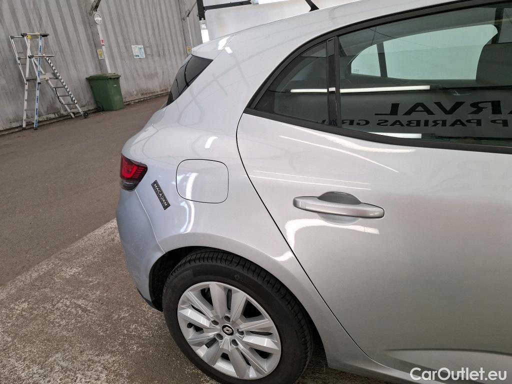  Renault  Megane  IV Berline 5 ptes. Société Air Nav 1.5 dCi 90CV BVM6 E6 #7