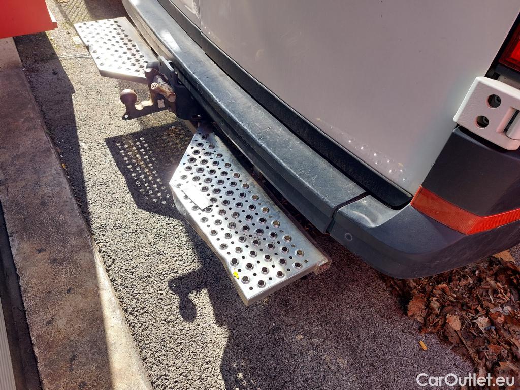  Volkswagen  Crafter  Fourgon Fourgon 35 mittlerer Radstand mit Hochdach FWD 2.0 140CV BVM6 #6