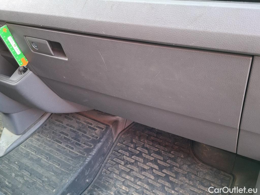 Volkswagen  Crafter  Fourgon Fourgon 35 mittlerer Radstand mit Hochdach FWD 2.0 140CV BVM6 #65