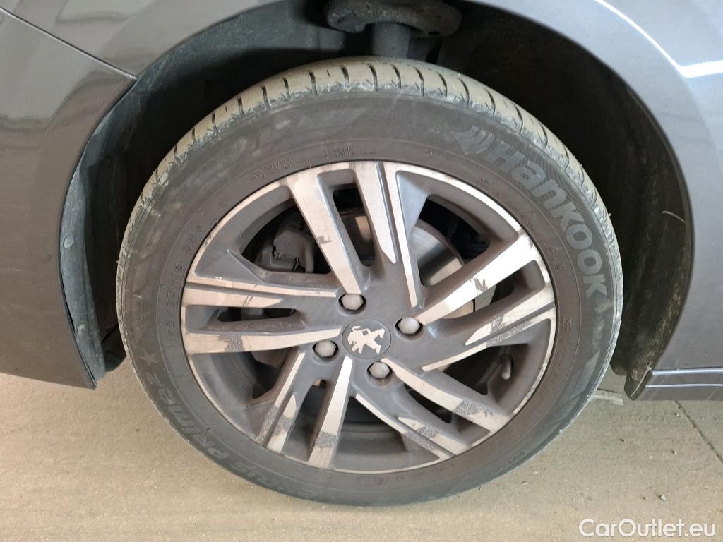 Peugeot  208  Allure 1.2 PureTech 100CV BVA8 E6d #9