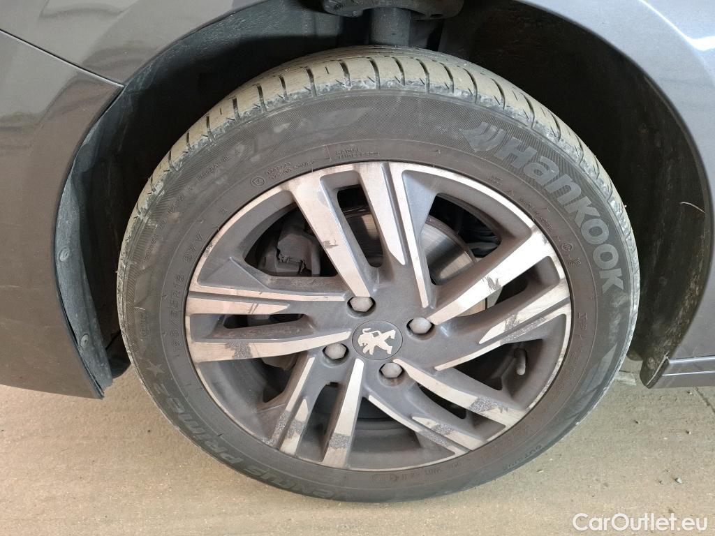  Peugeot  208  Allure 1.2 PureTech 100CV BVA8 E6d #17