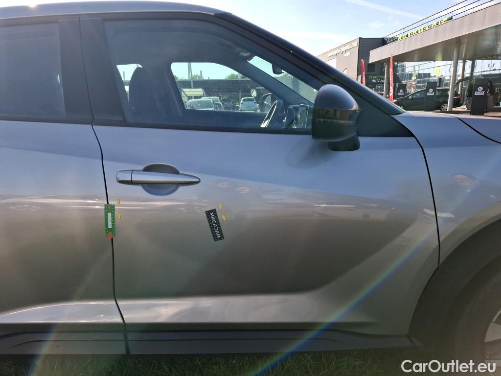  Nissan  Juke NISSAN  / 2019 / 5P / Crossover DIG-T 114 BVM6 Business Edition #22