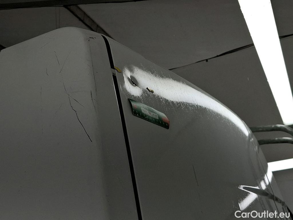  Renault  Master  III Fourgon L2H2 3 3 Grand Confort dCi 135CV BVM6 E6dT #17