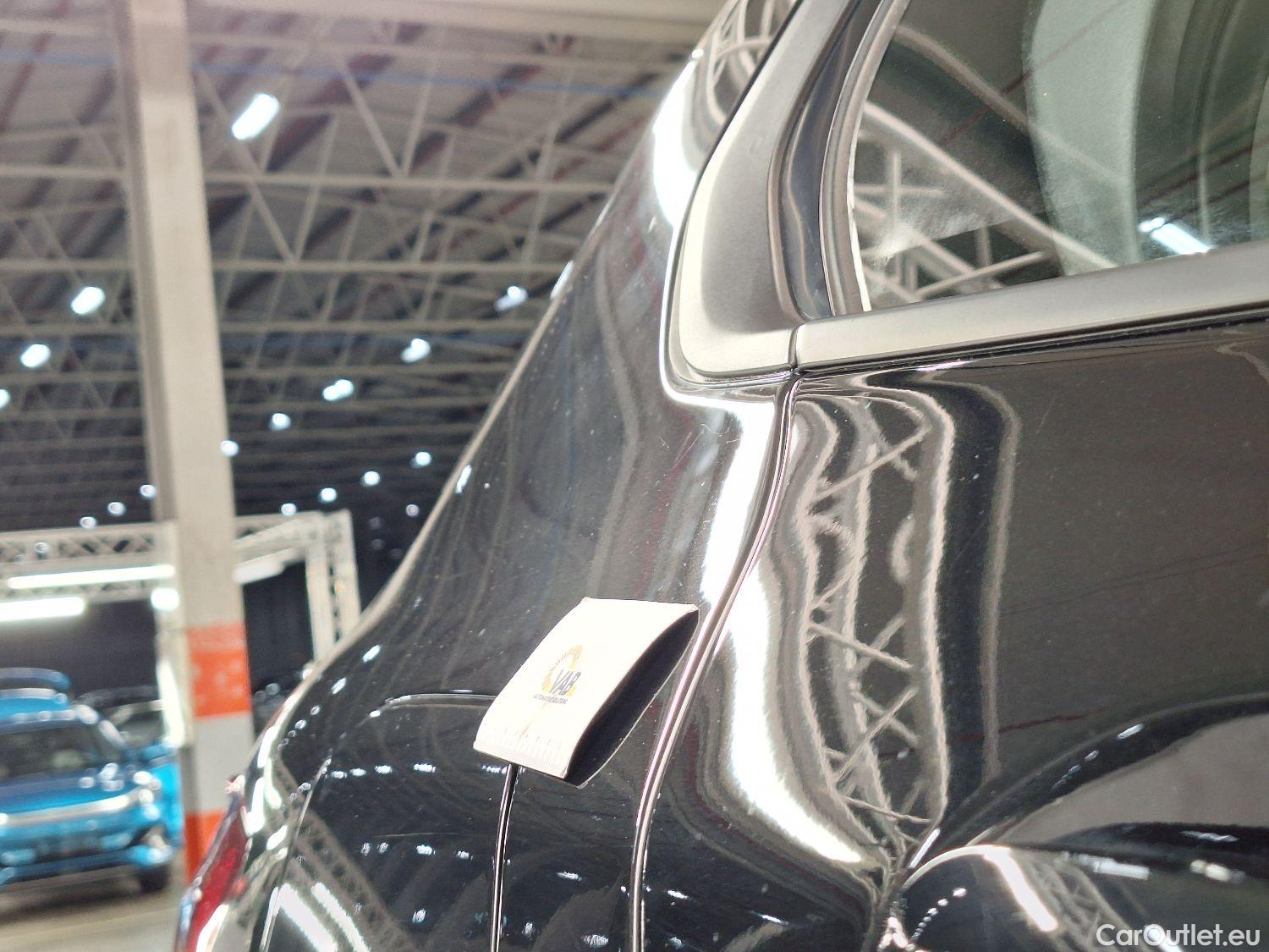 Bmw  Serie 1 BMW, 1-serie '19, BMW 1 Reeks Hatch 116d (85 kW) 5d #26