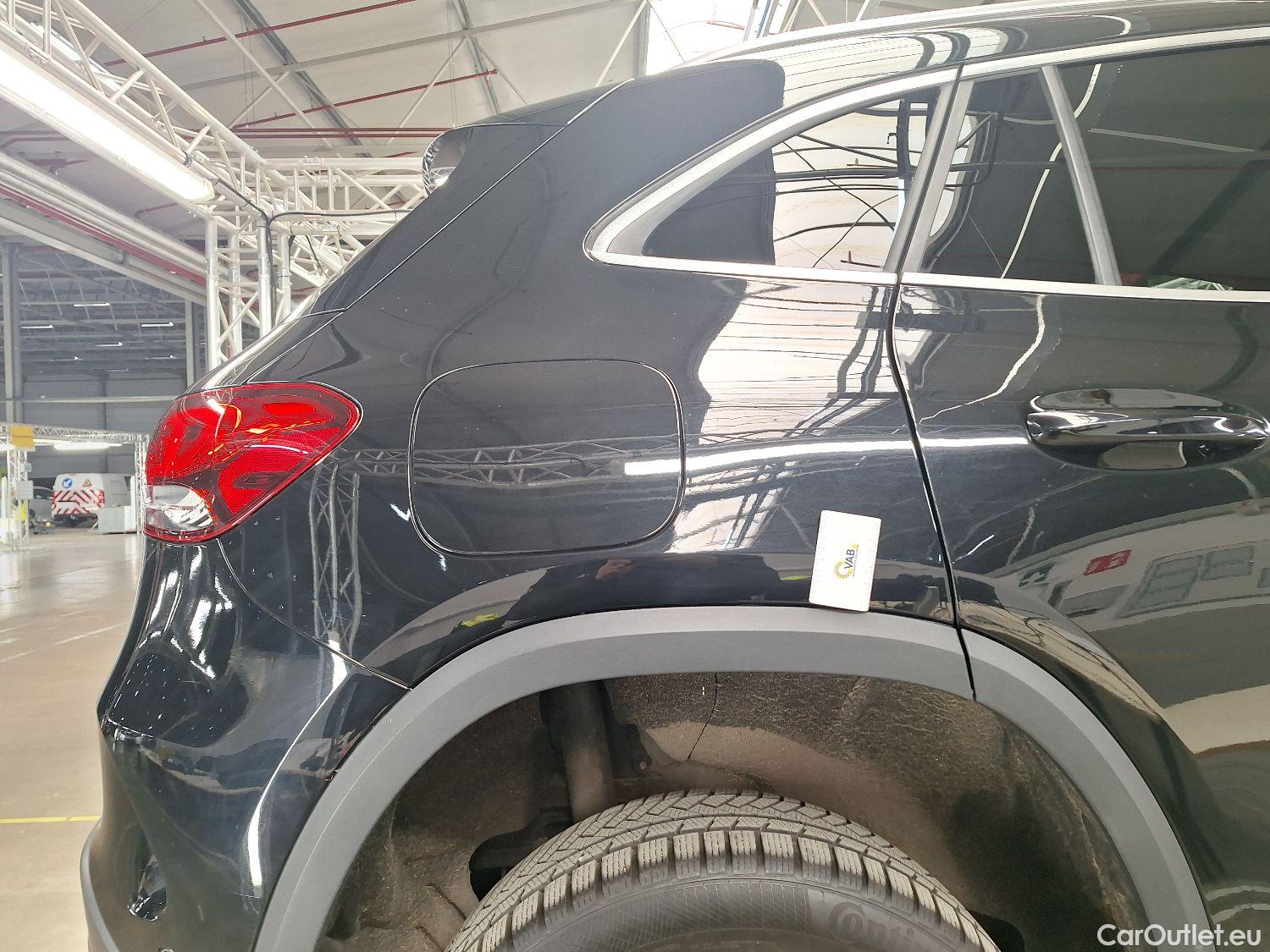  Mercedes  GLA Mercedes,  '20, Mercedes-Benz   250e Business Solution 5d #7