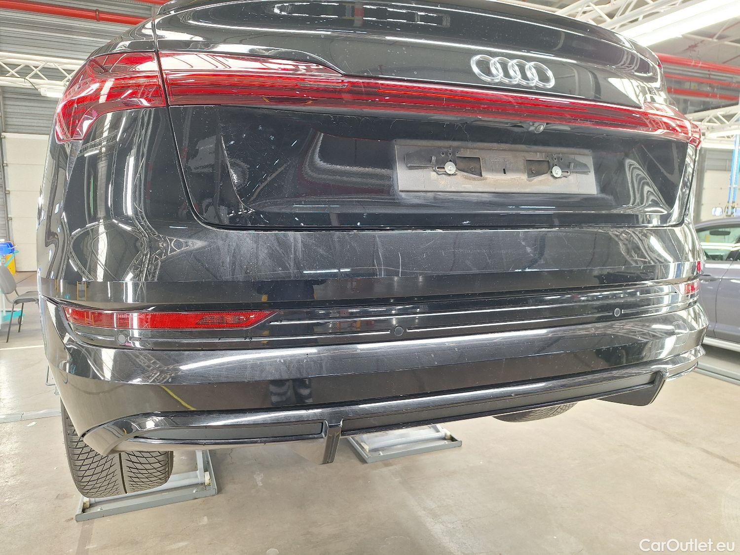  Audi  E-TRON Audi,  SB '19 BEV, Audi  Sportback 50 Quattro S-Line 5d #6