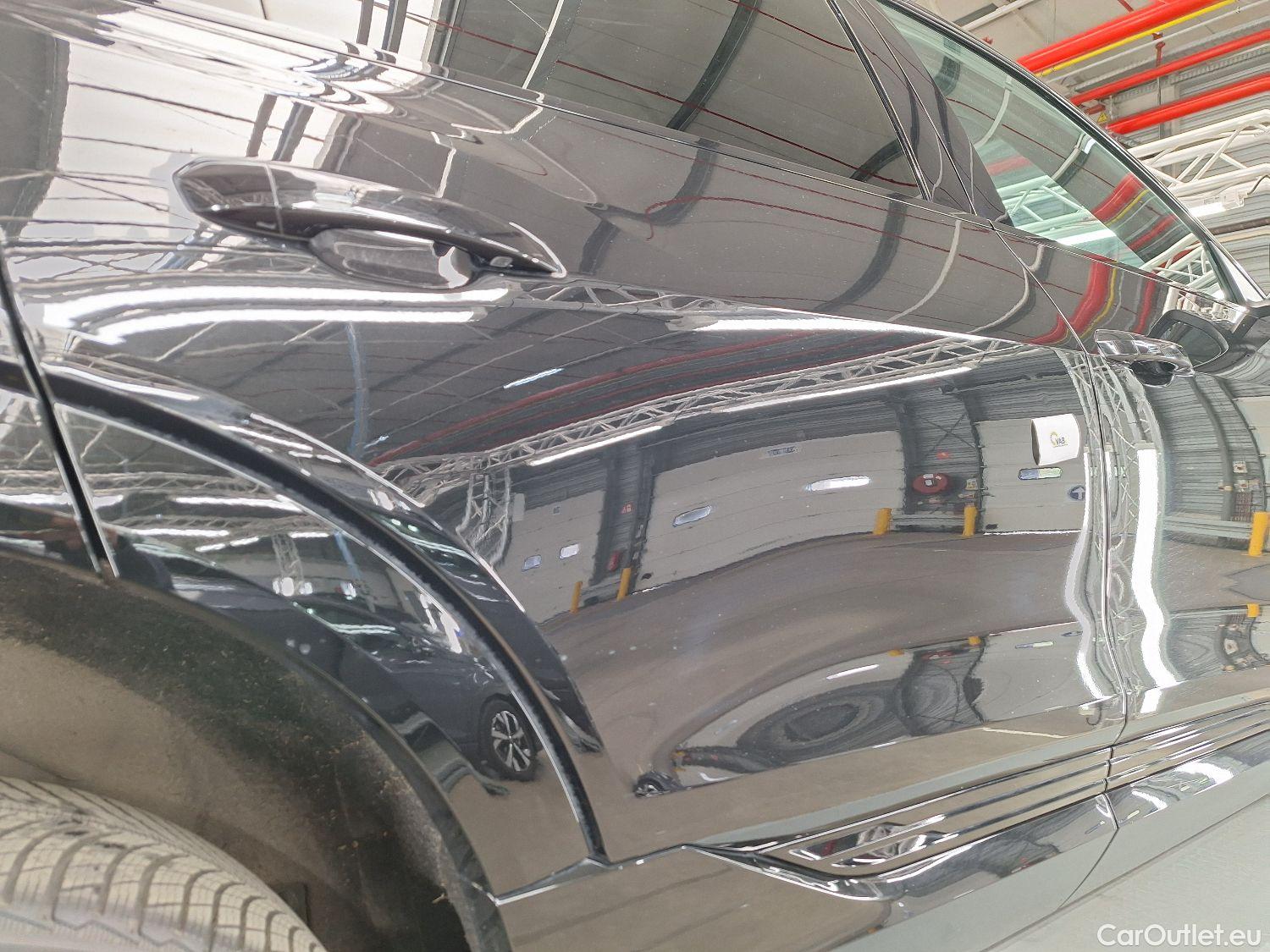  Audi  E-TRON Audi,  SB '19 BEV, Audi  Sportback 50 Quattro S-Line 5d #1