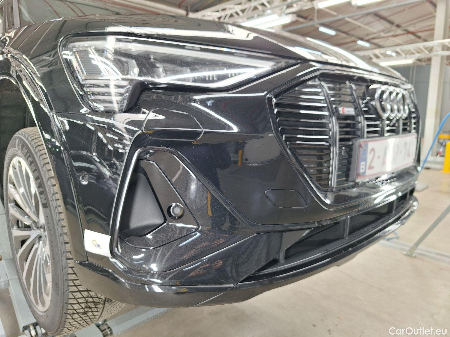  Audi  E-TRON Audi,  SB '19 BEV, Audi  Sportback 50 Quattro S-Line 5d #22