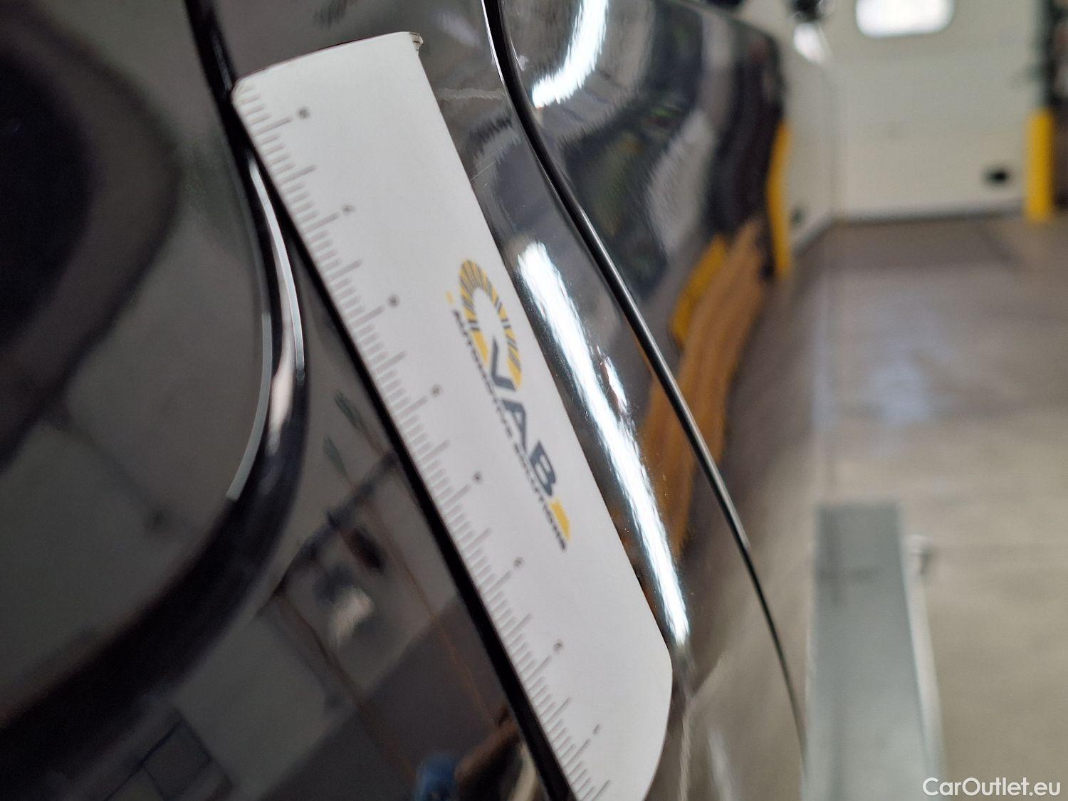  Bmw  Serie 1 BMW, 1-serie '19, BMW 1 Reeks Hatch 116dA (85 kW) 5d #16
