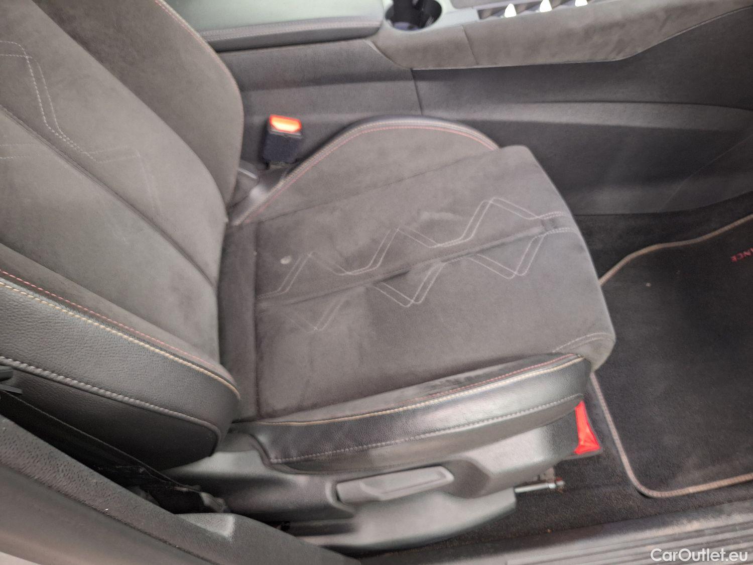  DS  DS7 DS,  CB '17, DS 7 Crossback 1.6 PureTech 180 Auto PERFORMANCE L #10