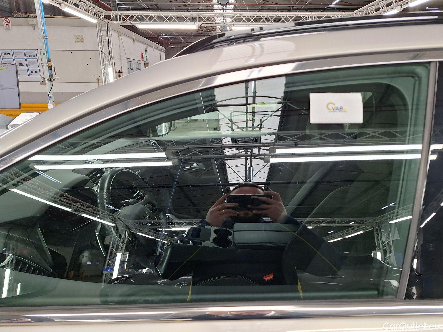  DS  DS7 DS,  CB '17, DS 7 Crossback 1.6 PureTech 180 Auto PERFORMANCE L #20