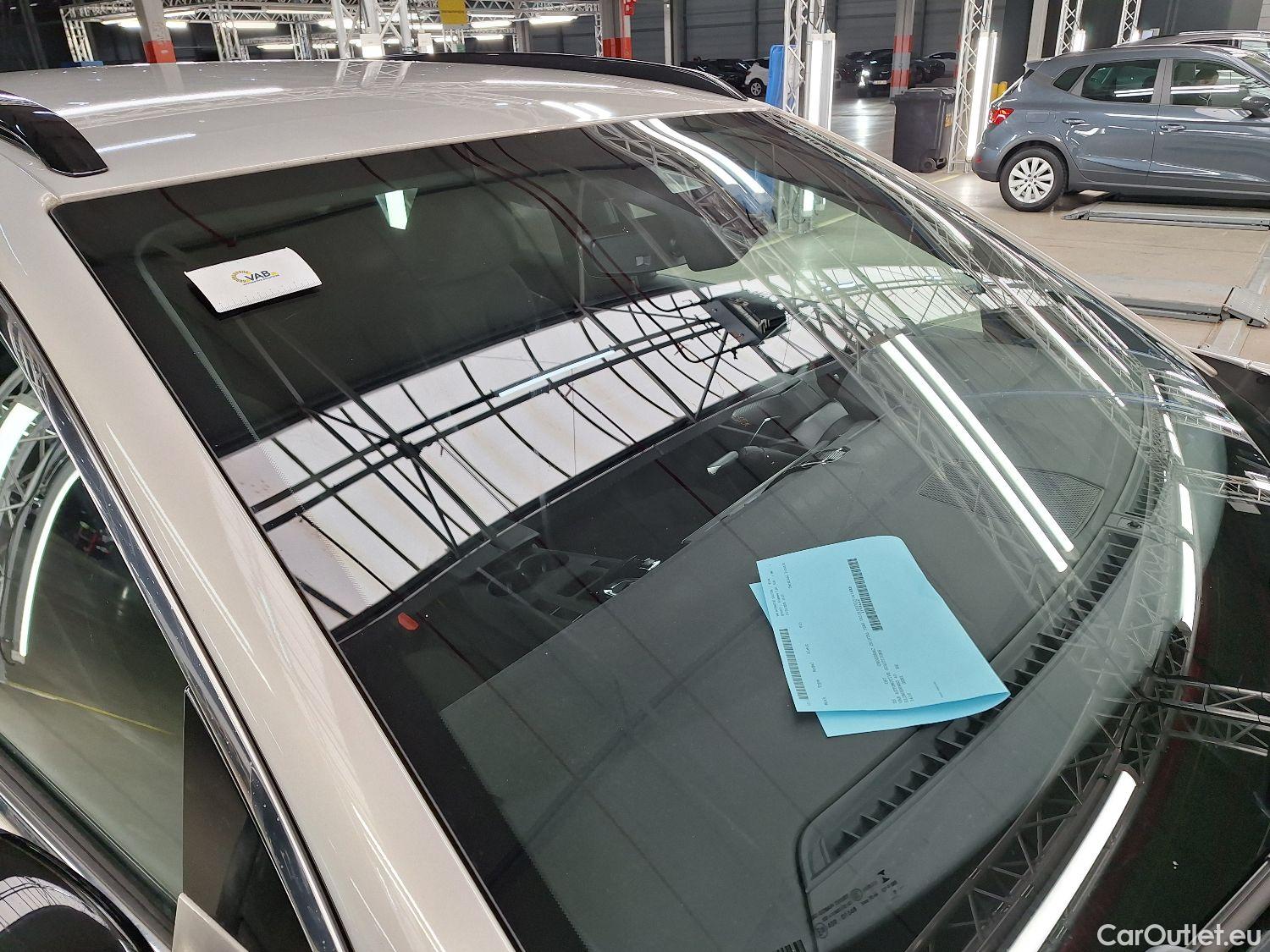  DS  DS7 DS,  CB '17, DS 7 Crossback 1.6 PureTech 180 Auto PERFORMANCE L #24