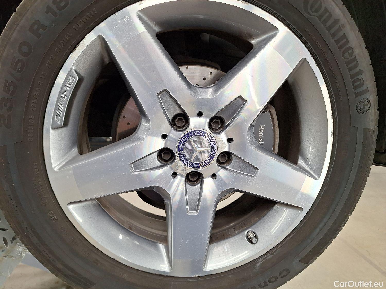  Mercedes  GLA Mercedes,  '13, Mercedes-Benz   180 d AMG Line 5d #1