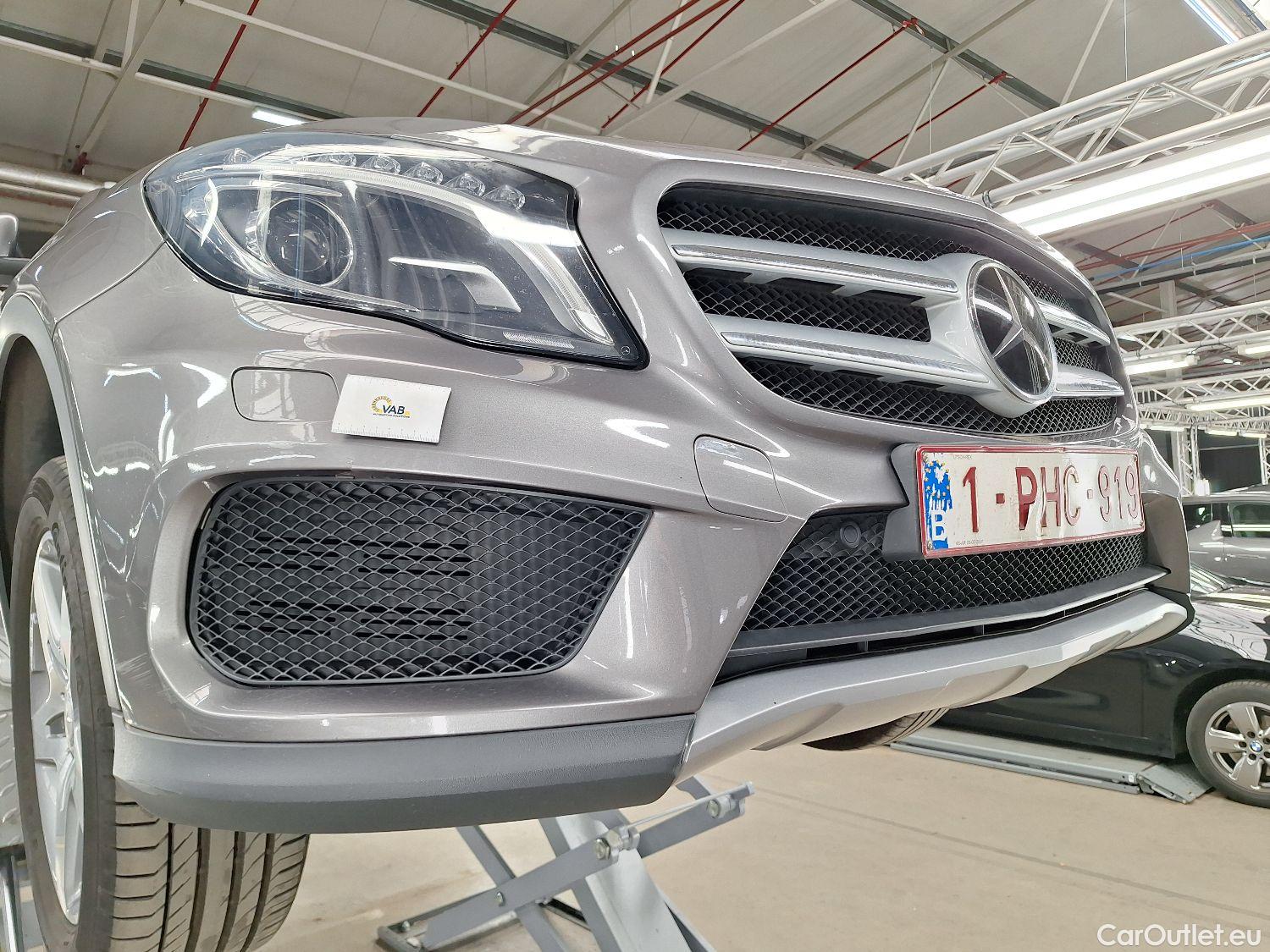  Mercedes  GLA Mercedes,  '13, Mercedes-Benz   180 d AMG Line 5d #13