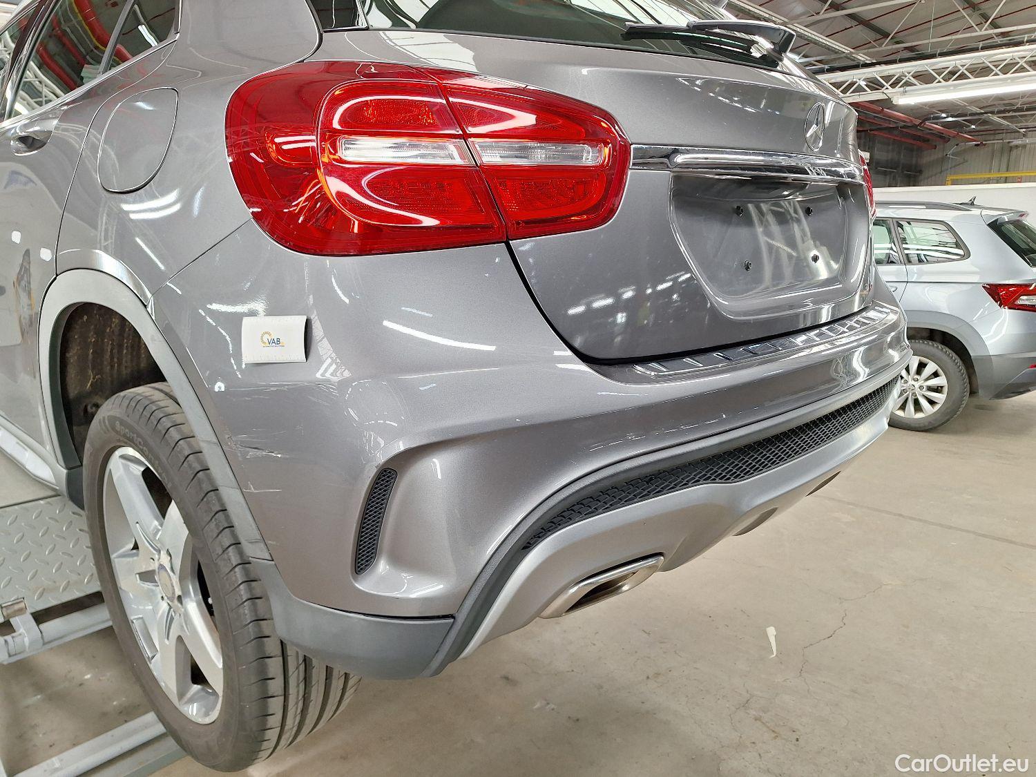  Mercedes  GLA Mercedes,  '13, Mercedes-Benz   180 d AMG Line 5d #24