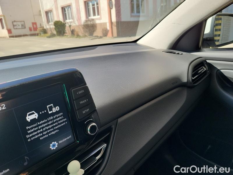  Hyundai  i30   cw (PD)(2017->)  kom.1.6CRDi 115 Smart #14