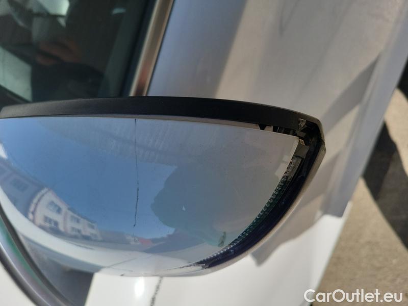  Hyundai  i30   cw (PD)(2017->)  kom.1.6CRDi 115 Smart #4