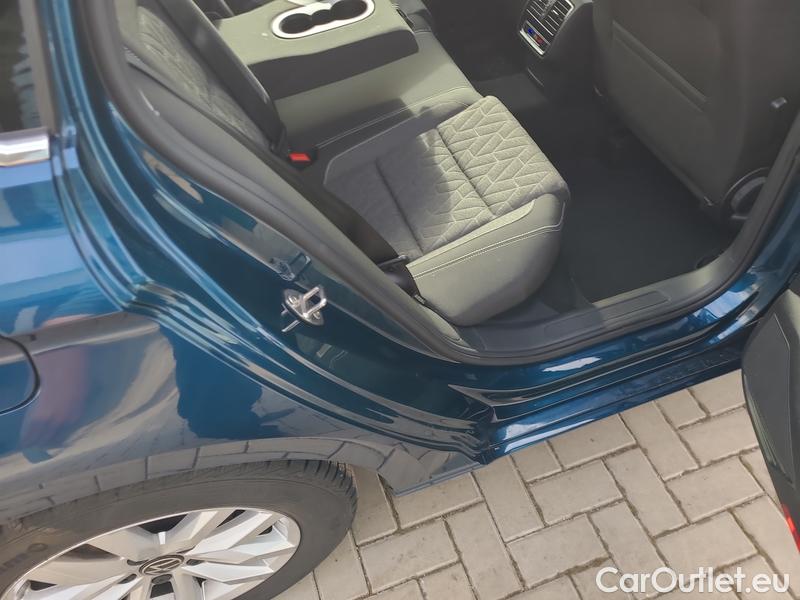  Volkswagen  Passat  Variant (CB5) (2019) Pas.Var.1.5TSI Business AT #16