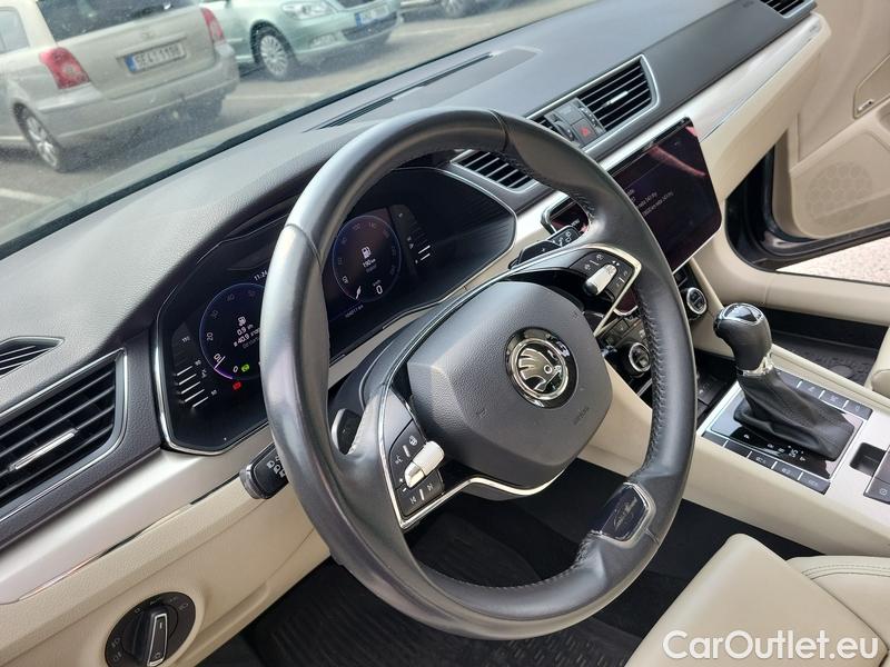  Skoda  Superb  (3V3)(2015) Supe.FL2.0TSI 140 L&K AT #25