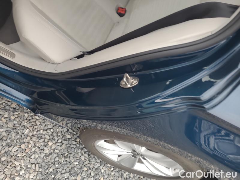  Volkswagen  Passat  Variant (CB5) (2019) Pas.Var.2.0TDI 110 Elegance AT #12