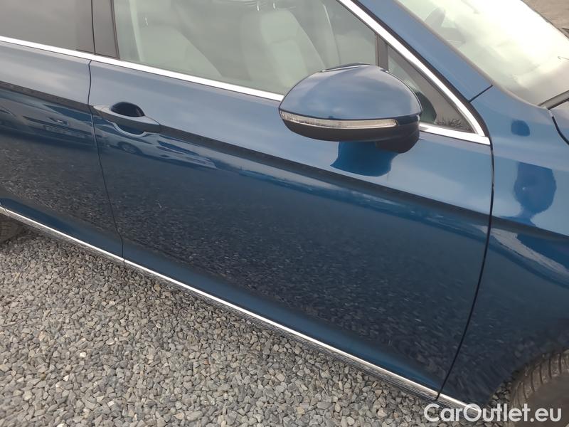 Volkswagen  Passat  Variant (CB5) (2019) Pas.Var.2.0TDI 110 Elegance AT #8