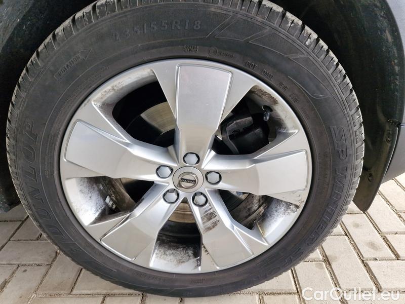  Volvo  XC 40  (2017->) XC40 T4 Momentum AT #25