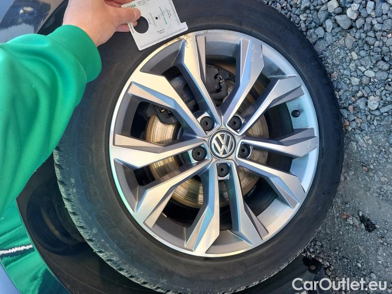 Volkswagen  Passat  8 SW (2014) Pas.Var.2.0TDI 110 HL #19
