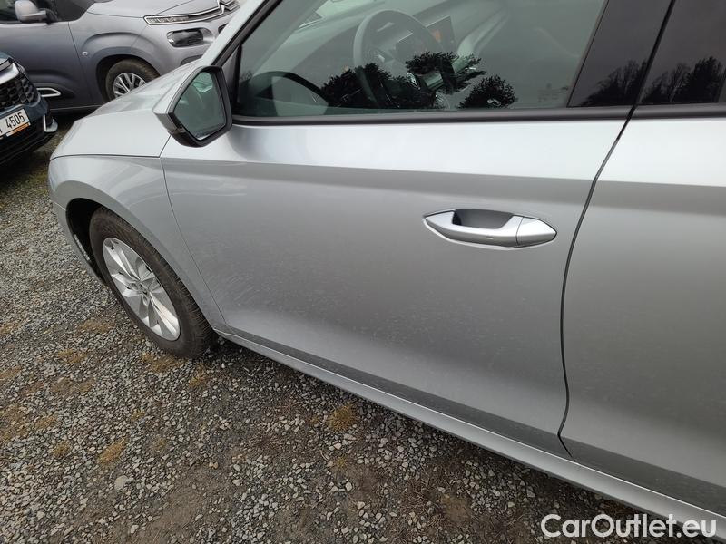  Skoda  Octavia  Lim. (NX3)(2020)  1.5TSI 110 Ambition 5d #4