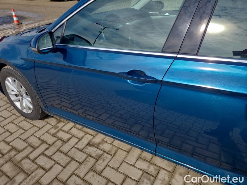  Volkswagen  Passat  Variant (CB5) (2019) Pas.Var.1.5TSI Business AT #4