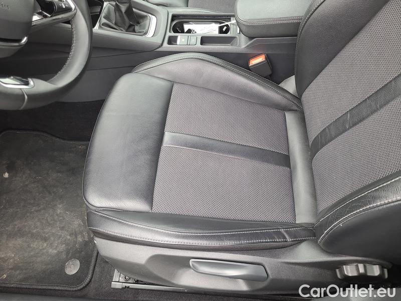  Skoda  Octavia  Lim. (NX3)(2020)  1.5TSI 110 Ambition 5d #8