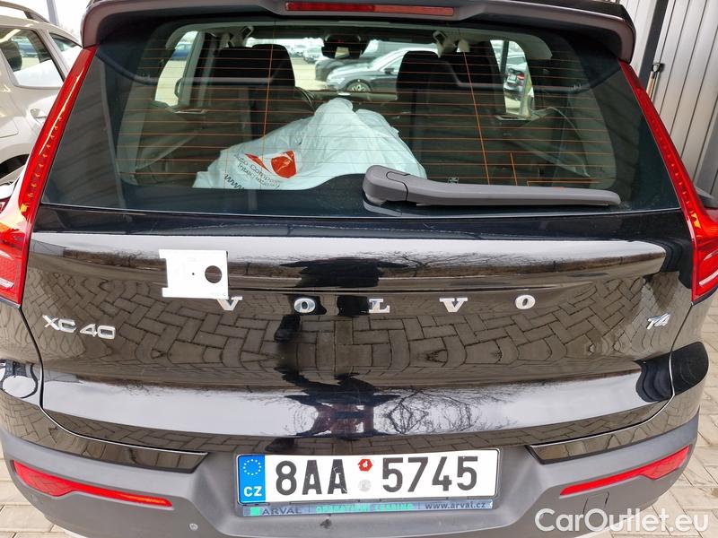  Volvo  XC 40  (2017->) XC40 T4 Momentum AT #17