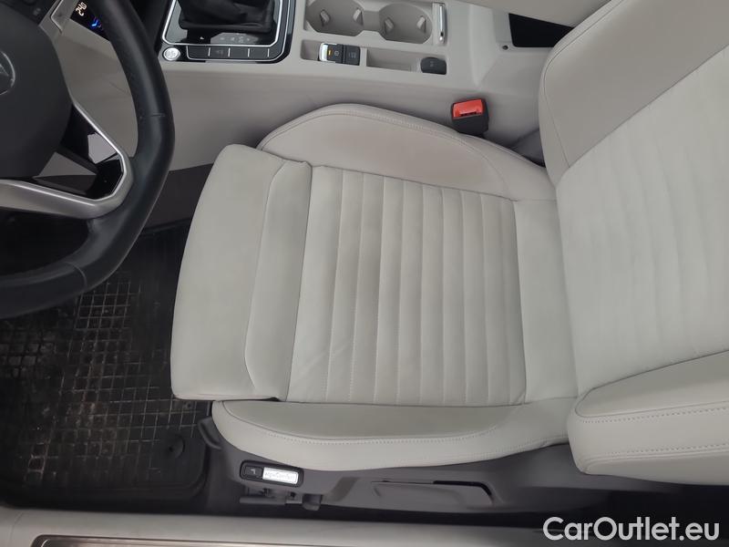  Volkswagen  Passat  Variant (CB5) (2019) Pas.Var.2.0TDI 110 Elegance AT #18