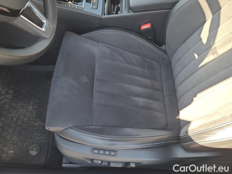  Skoda  Superb  Combi (3V5)(2015) Sup.C.FL2.0TDI 140 Sty. 4x4 AT #7