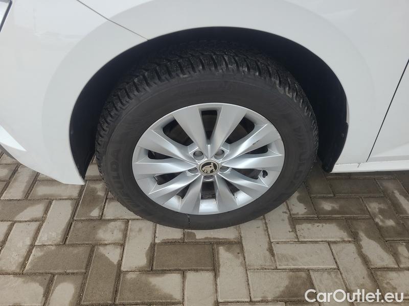  Skoda  KAMIQ -SUV (NW4) (2019)  1.0TSI 81 Akcni model #3