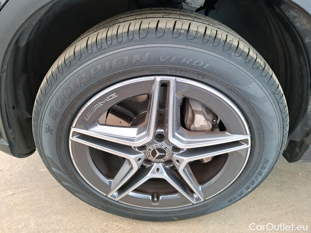  Mercedes  G-Klasee MERCEDES-BENZ GLC / 2019 / 5P / SUV GLC 300 e AMG Line 4Matic #26