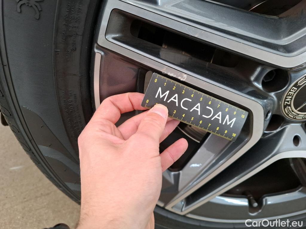  Mercedes  G-Klasee MERCEDES-BENZ GLC / 2019 / 5P / SUV GLC 300 e AMG Line 4Matic #30