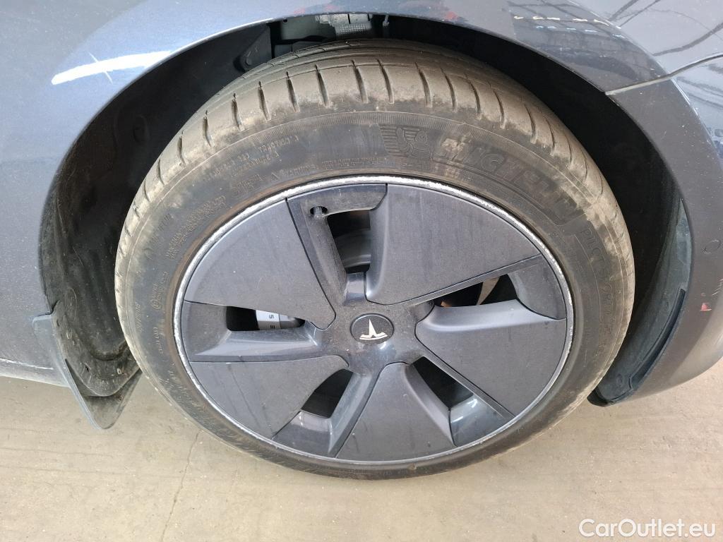  Tesla  Model 3 TESLA  / 2018 / 4P / Berline Propulsion #45
