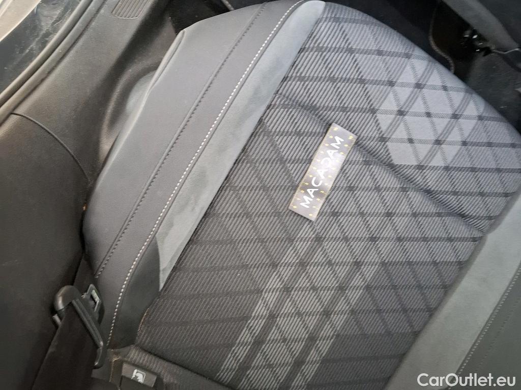  Volkswagen  Golf  VIII Berline R-Line 1st eTSI 1.5 TSI 150CV BVA7 E6d #20
