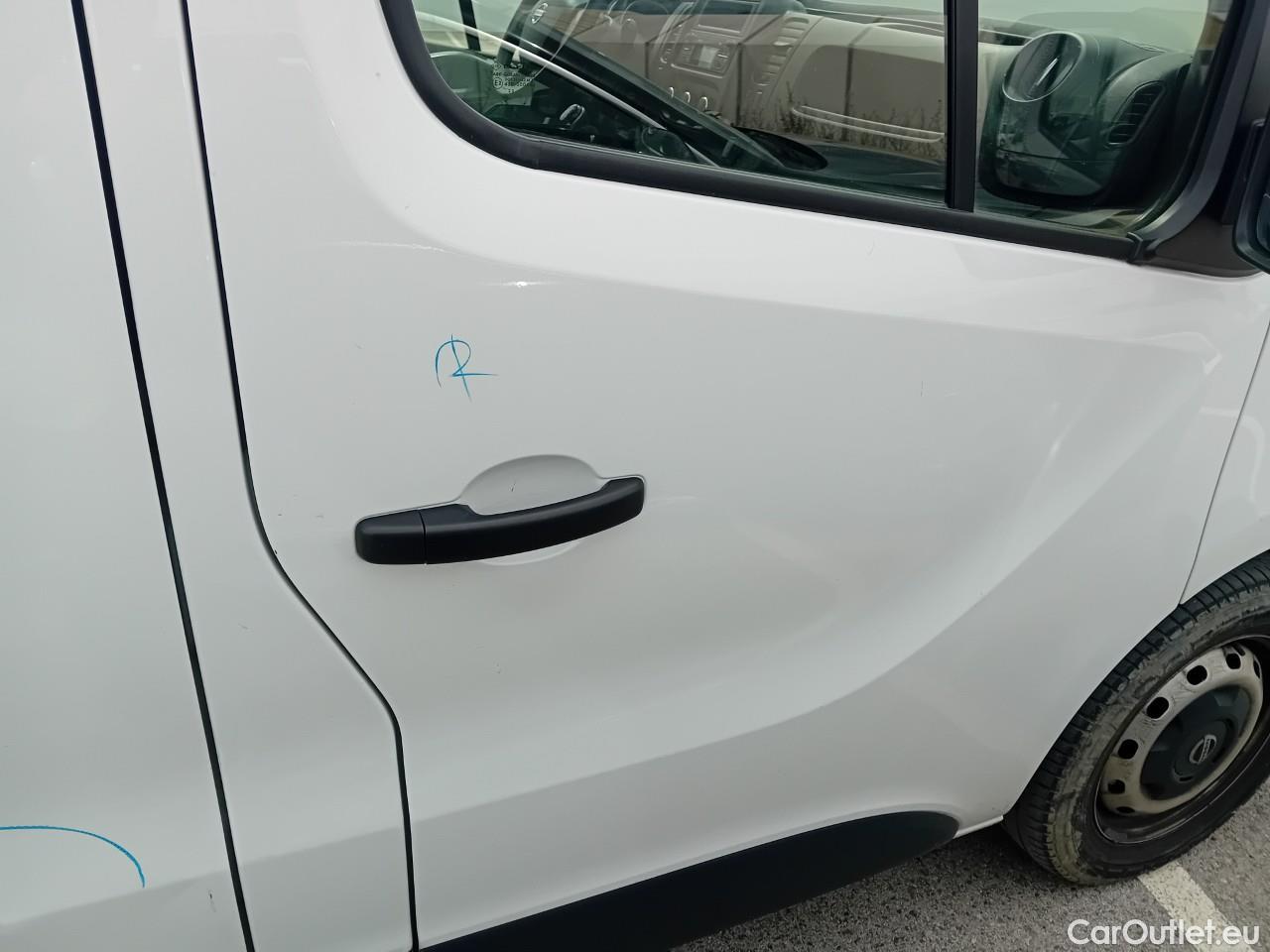  Nissan  NV300 NISSAN  / 2016 / 4P / furgón 2.0dCi 88kW (120CV) L1H1 1T Optima #25