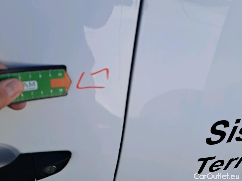 Peugeot  Partner PEUGEOT  / 2018 / 3P / furgón derivado de turismo Pro Standard 600kg BlueHDi 73kW (AC) #30