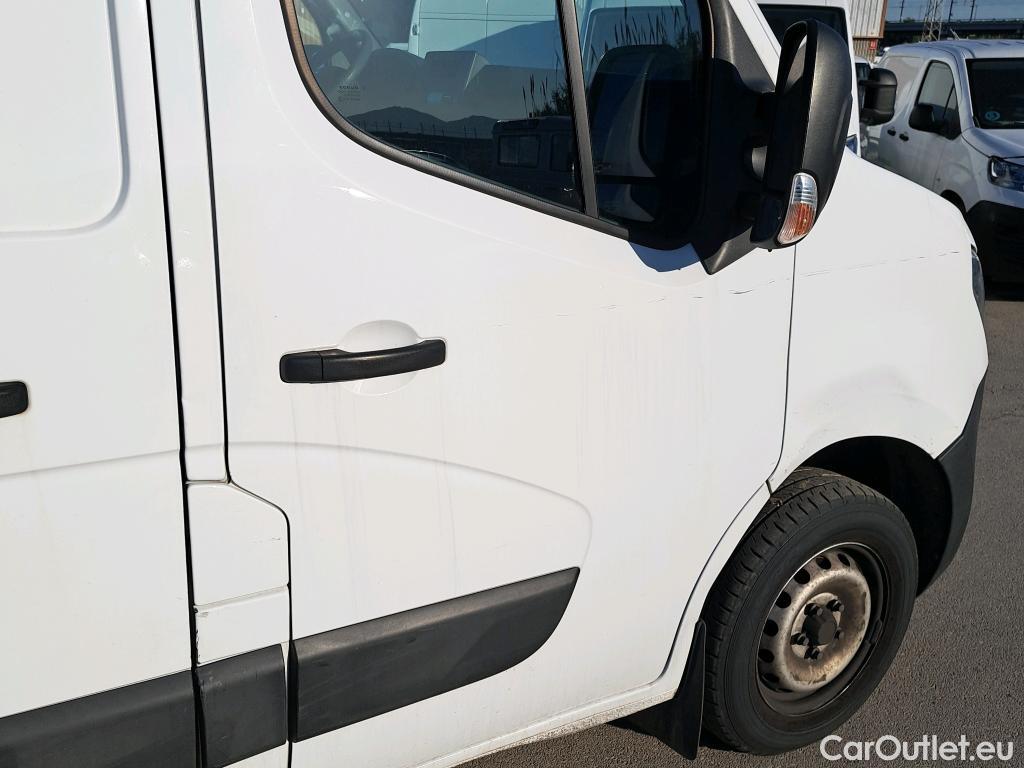  Land Rover  Discovery NISSAN Interstar / 2018 / 4P / furgón L1H1 3,5T 2.3dCi 99kW FWD GO #15