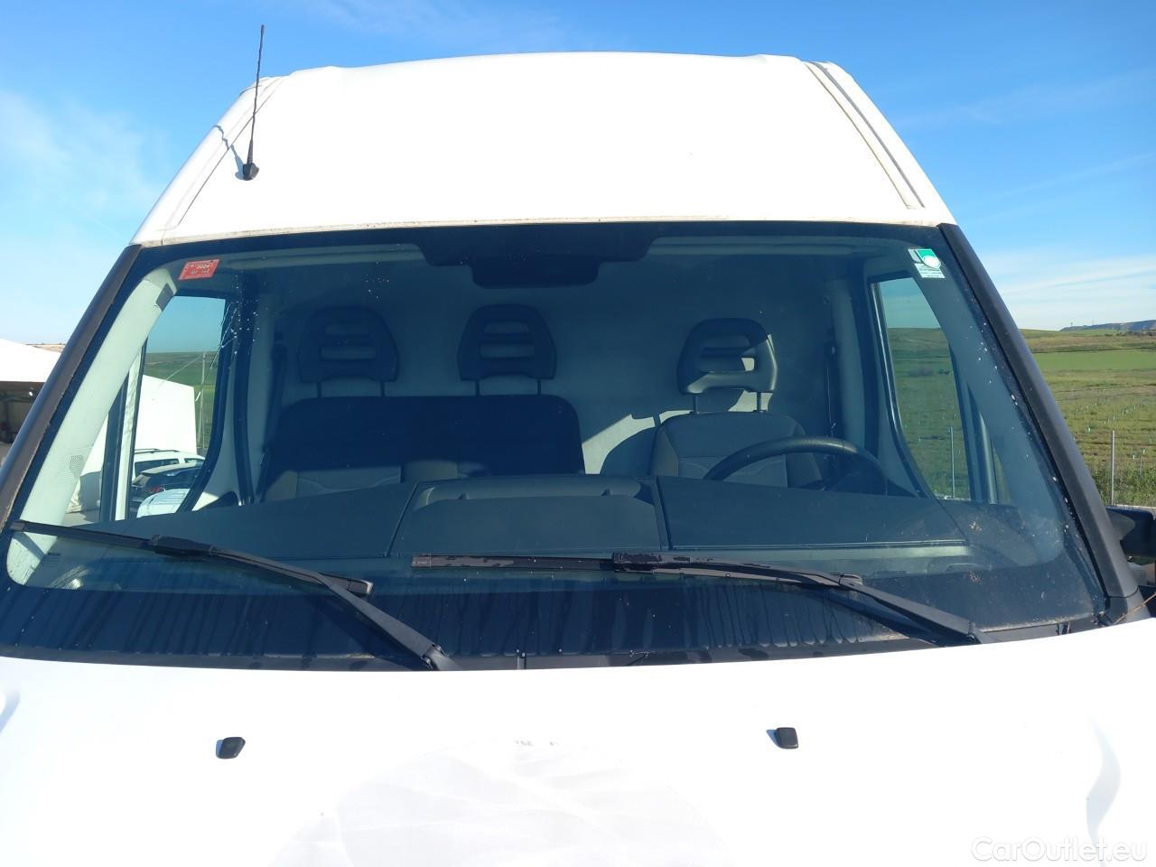  Iveco  Daily IVECO  / 2014 / 4P / furgón 2.3 TD 35S 14 V 4100/H2 #1