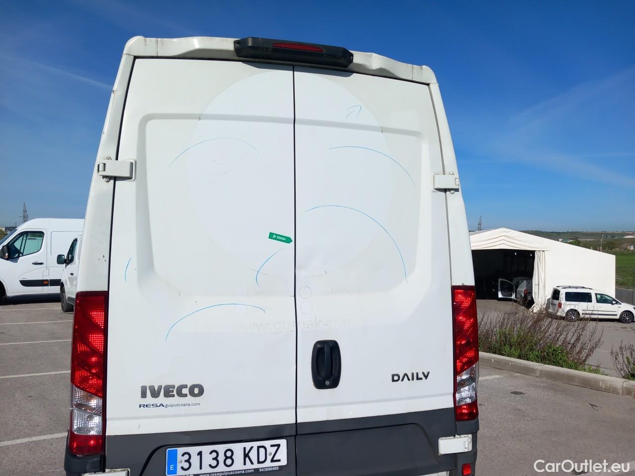  Iveco  Daily IVECO  / 2014 / 4P / furgón 2.3 TD 35S 14 V 4100/H2 #22