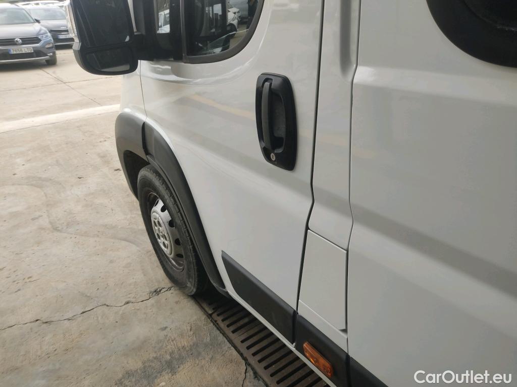  Peugeot  Boxer  Camión Doble Cabina 435 L4 BlueHDi 140 Stop&Start 2.2 HDi #5