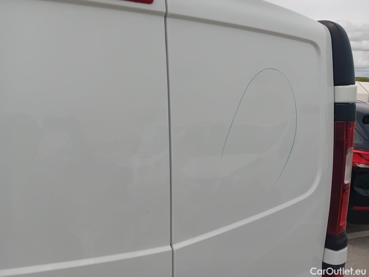  Nissan  NV300 NISSAN  / 2016 / 4P / furgón 2.0dCi 88kW (120CV) L1H1 1T Optima #19