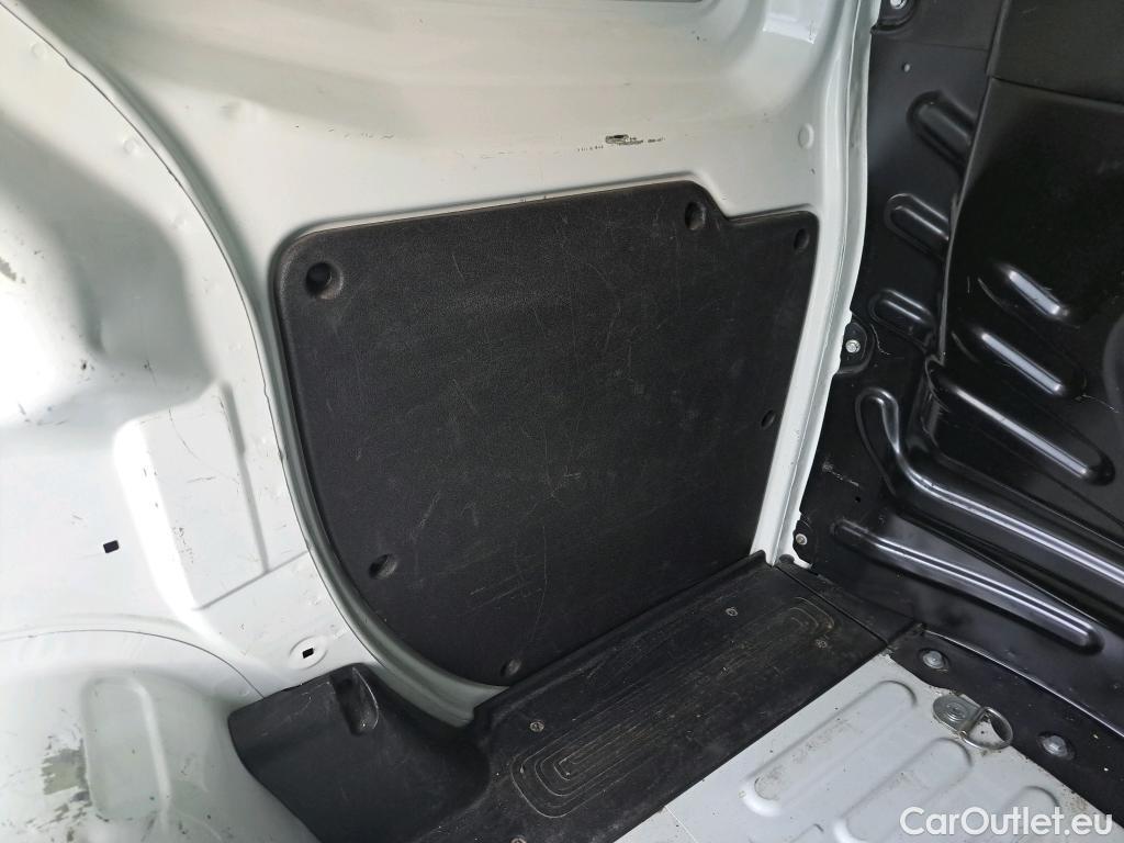  Fiat  Fiorino III  Cargo 1.3 Multijet 95CV MT5 E6 #49