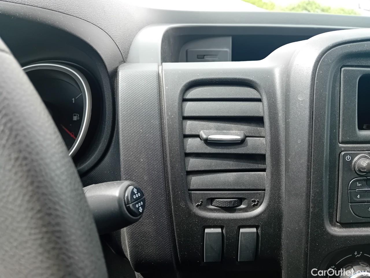  Nissan  NV300 NISSAN  / 2016 / 4P / furgón 2.0dCi 88kW (120CV) L1H1 1T Optima #2